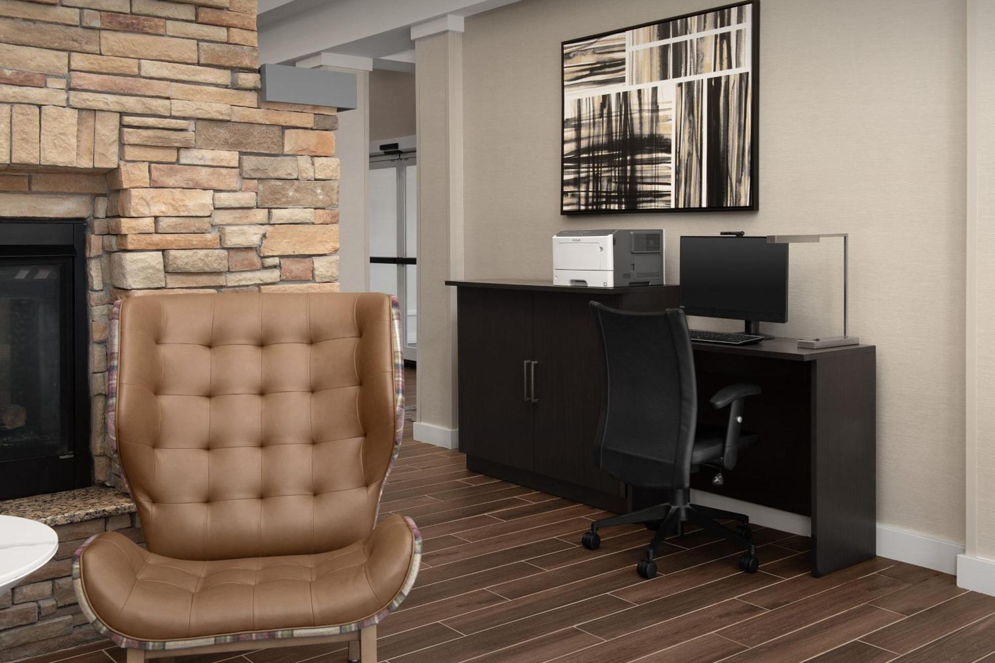 Residence Inn By Marriott Greensboro Airport Екстер'єр фото