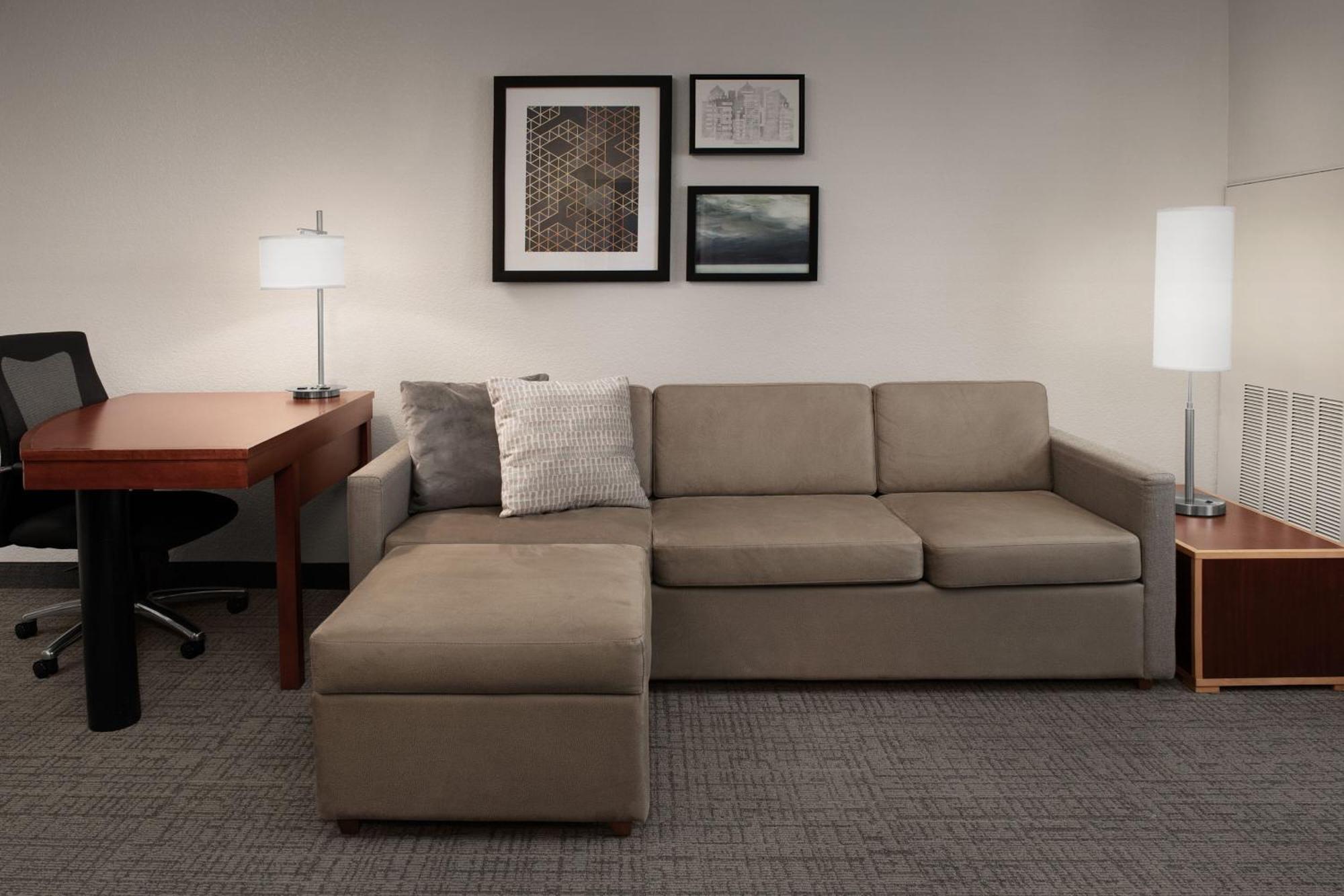 Residence Inn By Marriott Greensboro Airport Екстер'єр фото