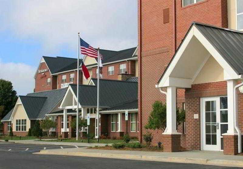 Residence Inn By Marriott Greensboro Airport Екстер'єр фото