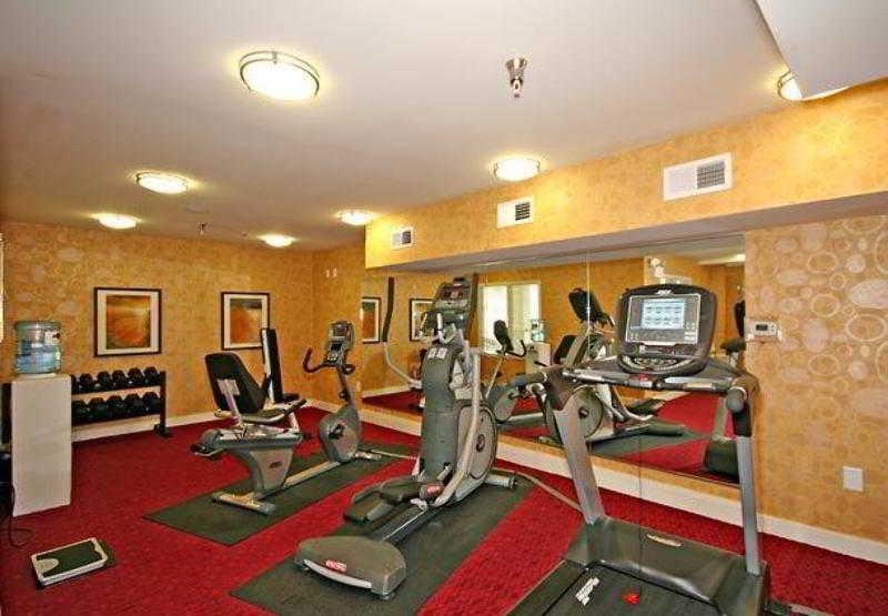 Residence Inn By Marriott Greensboro Airport Зручності фото
