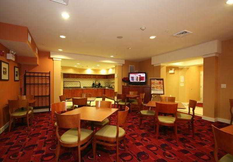 Residence Inn By Marriott Greensboro Airport Екстер'єр фото